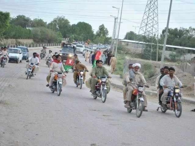 bugti idps departing for dera bugti photo dera bugti facebook page bugti idps departing for dera bugti photo dera bugti facebook page