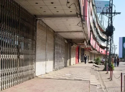 four road workers abducted in tirah