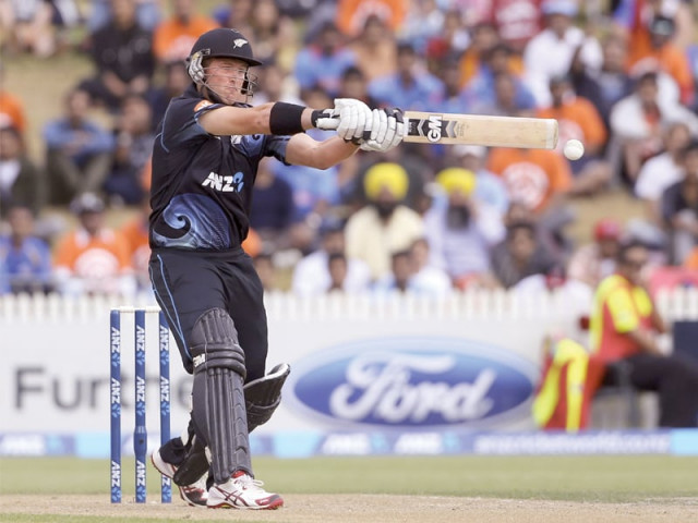 anderson belted 44 off 17 deliveries in a whirlwind attack after the match was reduced to 42 overs photo afp anderson belted 44 off 17 deliveries in a whirlwind attack after the match was reduced to 42 overs photo afp