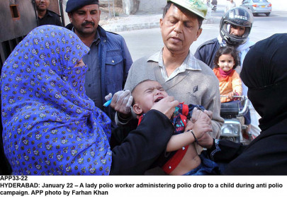 polio workers continue drive