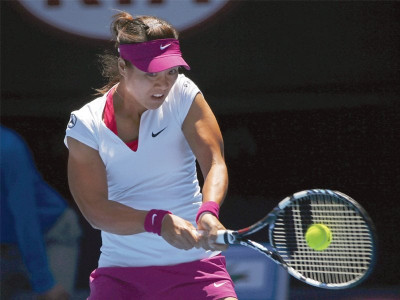 australian open li lines up cibulkova in women s final