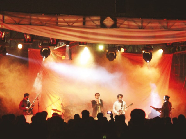 a glimpse of the show photos basharat hussain a glimpse of the show photos basharat hussain