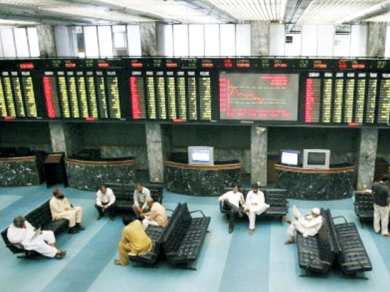 benchmark kse 100 index loses 332 points