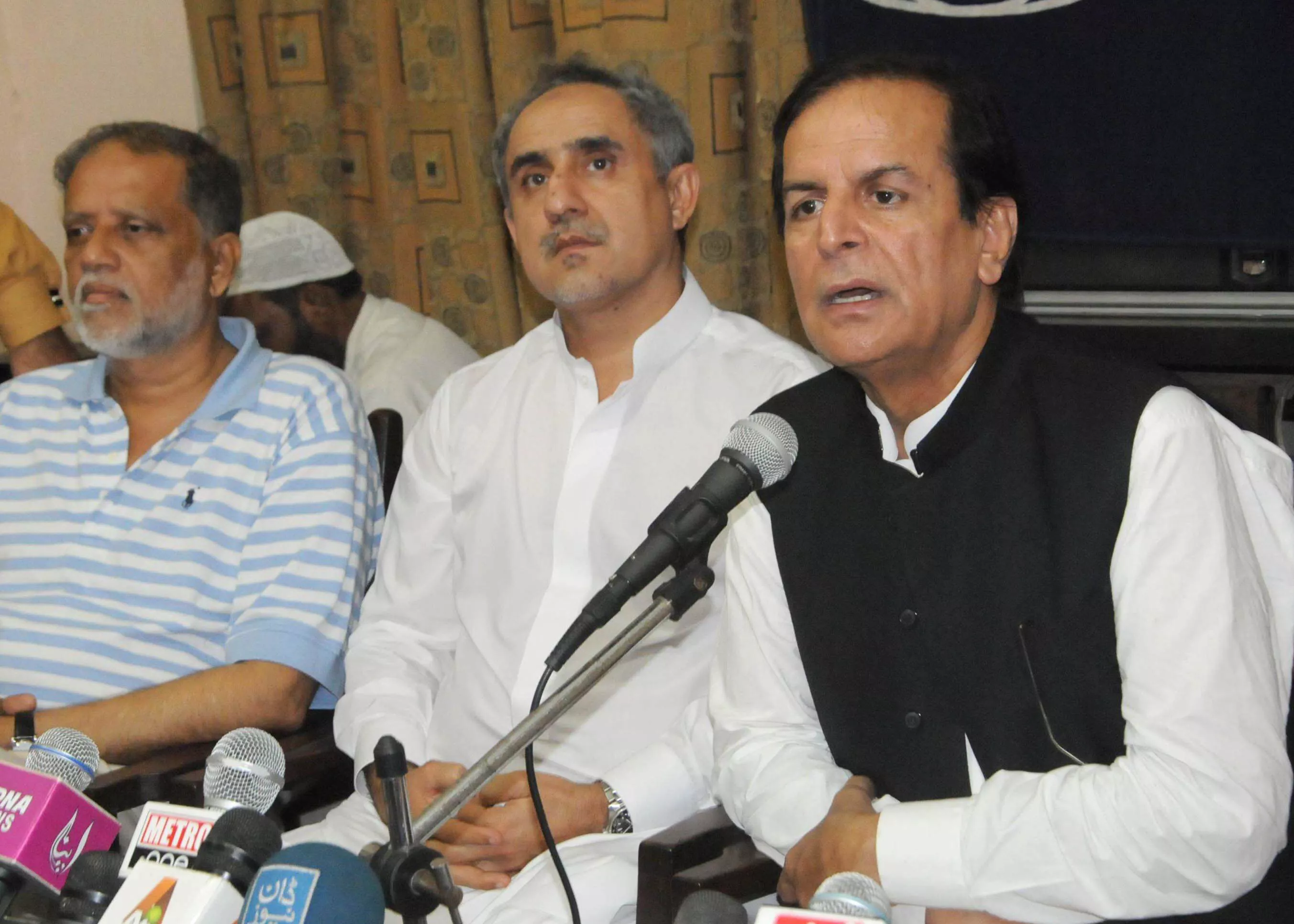 pti president javed hashmi photo express irfan ali pti president javed hashmi photo express irfan ali