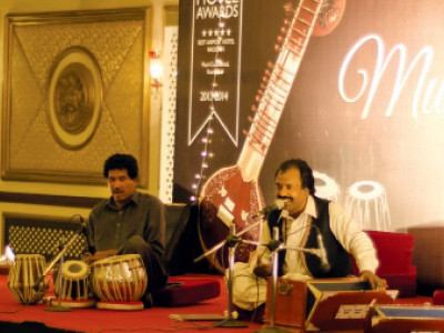 sham e ghazal paying tribute to the maestros