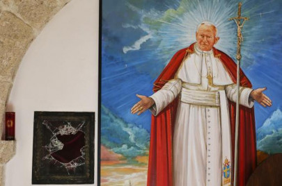 italy police recover blood cloth from relic of pope john paul