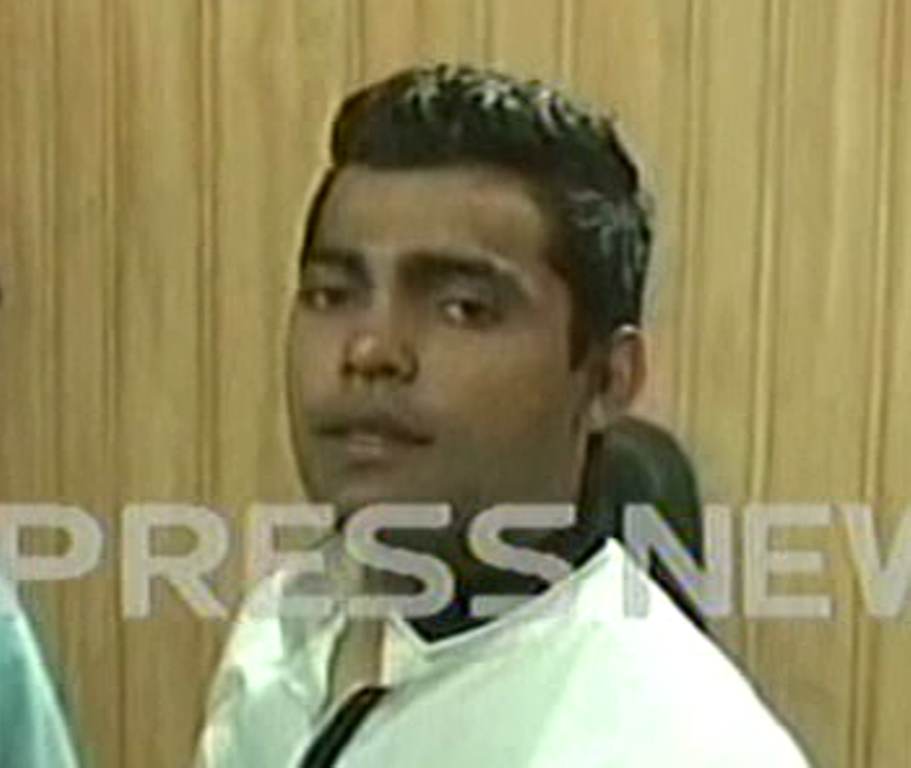 express news screengrab of umar akmal after the arrest