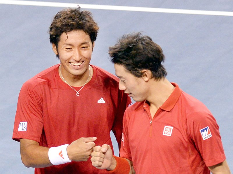 japan s kei nishikori and yasutaka uchiyama produced an electrifying 6 3 7 6 4 6 6 4 performance against canada s daniel nestor and frank dancevic photo afp