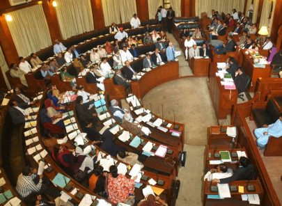 linguistic concerns 500 schools not teaching sindhi