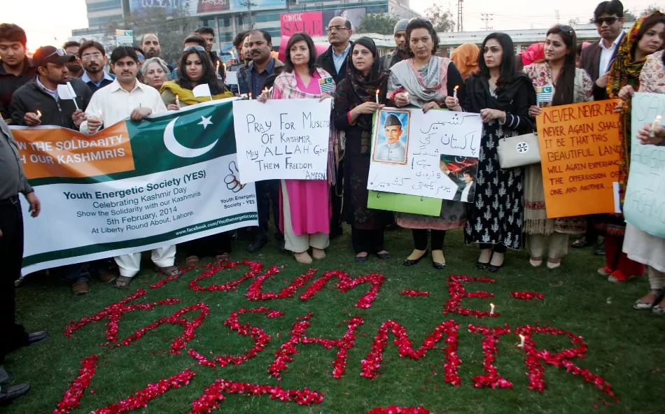 protesters at liberty chowk in lahore photo abid nawaz protesters at liberty chowk in lahore photo abid nawaz