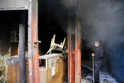 baghdad bombs including one near foreign ministry kill seven