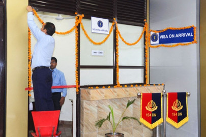 india eases visa rules for 180 countries except pakistan