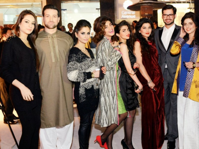 it s time for lahoris to shop till they drop photo publicity