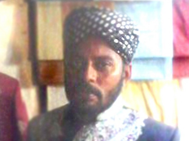 an express news screengrab showing suspect fahad aziz