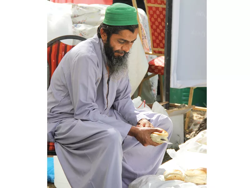 one place that attracted more attention than the mohammed hanif session in the main garden was the bun kabab vendor from bohri bazaar who did roaring business this weekend one place that attracted more attention than the mohammed hanif session in the main garden was the bun kabab vendor from bohri bazaar who did roaring business this weekend