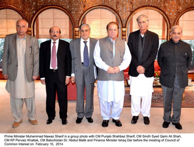 prime minister nawaz sharif c along with chief ministers of the four provinces l r balochistan 039 s abdul malik sindh 039 s syed qaim ali shah federal finance minister ishaq dar pm khyber pakhtunkhwa 039 s pervez khattak and punjab 039 s shahbaz sharif photo pid prime minister nawaz sharif c along with chief ministers of the four provinces l r balochistan 039 s abdul malik sindh 039 s syed qaim ali shah federal finance minister ishaq dar pm khyber pakhtunkhwa 039 s pervez khattak and punjab 039 s shahbaz sharif photo pid