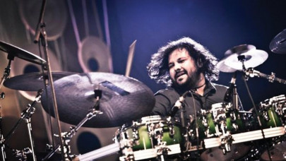 the reinvention of the mekaal hasan band