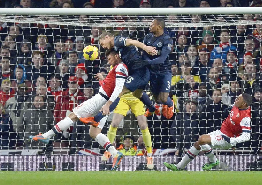 the londoners would have gone top with a win against the champions but few chances were created in a disappointing 0 0 draw at the emirates photo afp the londoners would have gone top with a win against the champions but few chances were created in a disappointing 0 0 draw at the emirates photo afp