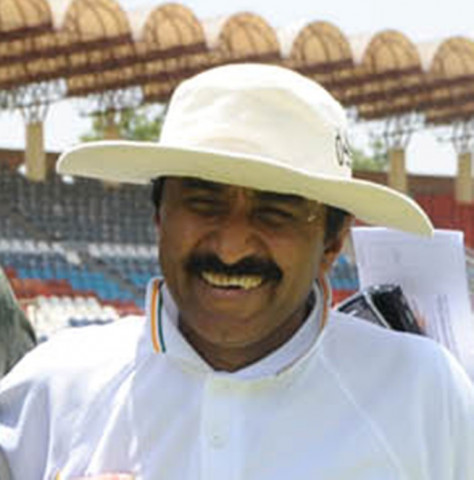 former captain javed miandad photo cps