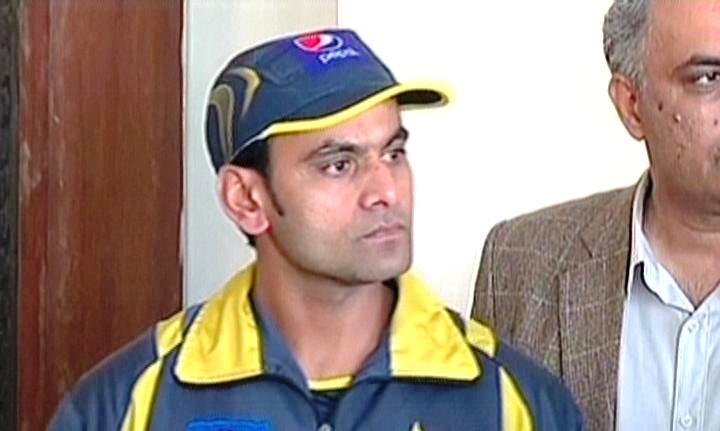 an express news screengrab showing muhammad hafeez during the media talk