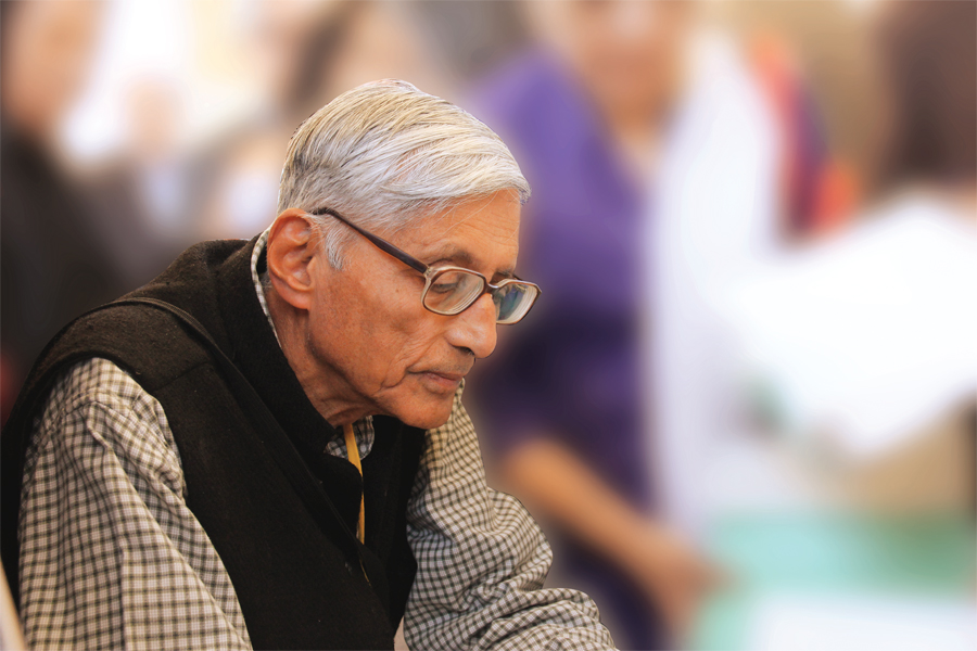 in conversation with rajmohan gandhi the man who walks in the footsteps of the past photo ayesha mir