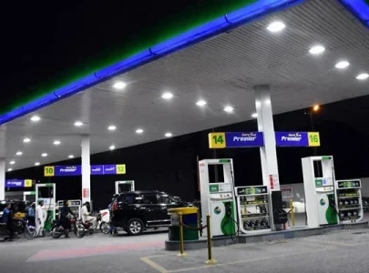 govt increases high speed diesel price by rs 5 71 petrol drops 35 paisas per litre for july 21 govt increases high speed diesel price by rs 5 71 petrol drops 35 paisas per litre for july 21