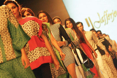 fpw6 day 2 fashion talks via digital prints fpw6 day 2 fashion talks via digital prints