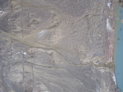 miacher valley and the slopes keep cracking from side to side