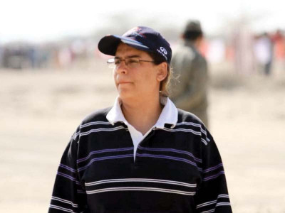 mr and mrs racer in a first female drives in cholistan rally mr and mrs racer in a first female drives in cholistan rally