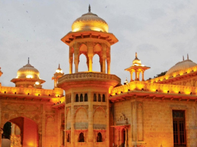 the hindu community wants the national performing arts academy to give up the hindu gymkhana building saying it belongs to them photo file the hindu community wants the national performing arts academy to give up the hindu gymkhana building saying it belongs to them photo file