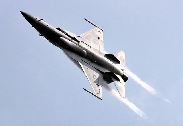 fiel photo of a paf jf 17 thunder in pakistan photo online fiel photo of a paf jf 17 thunder in pakistan photo online