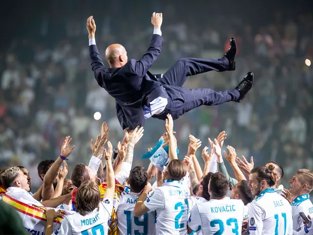 real madrid coach zinedine zidane during the celebration of the thirteen champions league at santiago bernabeu stadium in madrid spain may 27 2018 photo getty real madrid coach zinedine zidane during the celebration of the thirteen champions league at santiago bernabeu stadium in madrid spain may 27 2018 photo getty