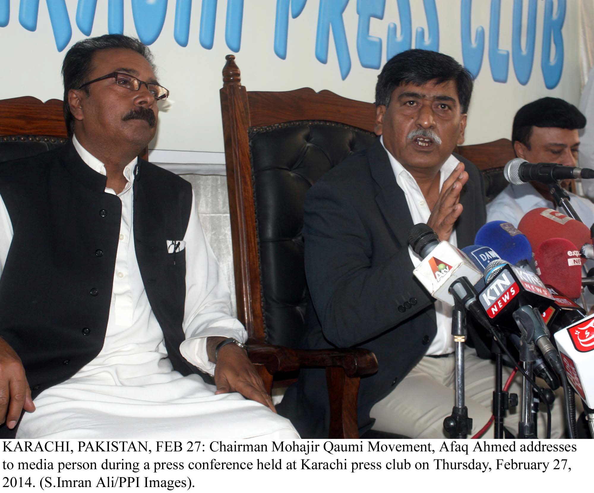 mohajir qaumi movement chief afaq ahmed addressing a press conference in karachi on thursday photo ppi