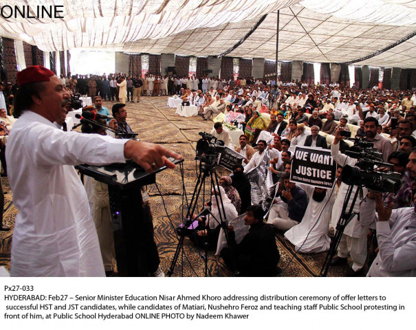 sindh minister for education nisar khuhro addressing a job offer letter distribution ceremony in hyderabad while candidates of matiari naushero feroze and staff of public schools protest photo online sindh minister for education nisar khuhro addressing a job offer letter distribution ceremony in hyderabad while candidates of matiari naushero feroze and staff of public schools protest photo online