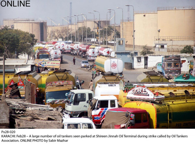 oil tankers stand idle in karachi on friday after a strike by their owners started photo online oil tankers stand idle in karachi on friday after a strike by their owners started photo online