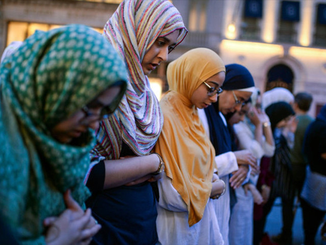 muslim women activists pray the maghrib sunset prayer before iftar outside trump tower in new york us on june 1 2017 photo reuters