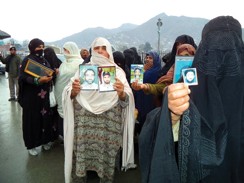 protesters demanded law enforcement agencies present those detained in court if they are guilty photo express