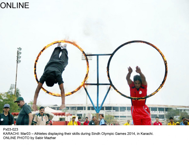 atheletes display their skill during the sindh olympic games 2014 in karachi photo online file atheletes display their skill during the sindh olympic games 2014 in karachi photo online file