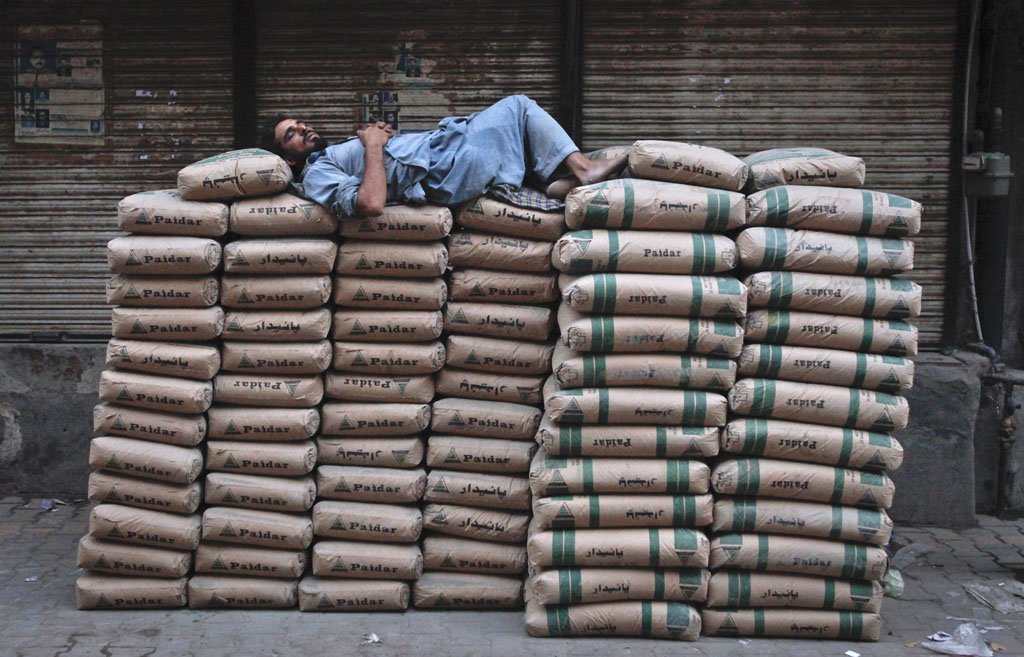 all pakistan cement manufacturers association spokesman said that during the first eight months of the current fiscal local cement dispatches stood at 16 274 million tons photo reuters file