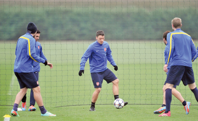 wenger s side go to munich s allianz arena needing to overturn a 2 0 deficit from the first leg at the emirates stadium three weeks ago photo afp wenger s side go to munich s allianz arena needing to overturn a 2 0 deficit from the first leg at the emirates stadium three weeks ago photo afp