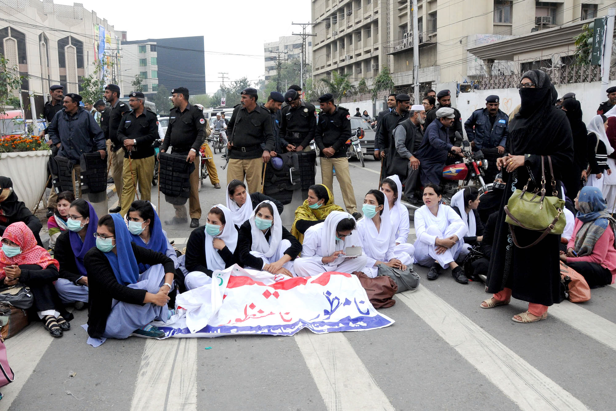 the protesting nurses rallied from cooper road and tried to march to the punjab assembly photo zahoor ul haq express