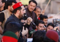 afridi awaits imran s signal for islamabad move