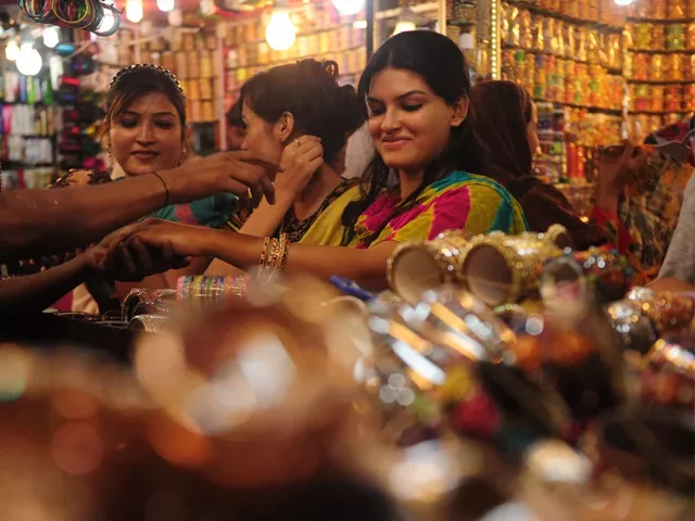 pakistani muslim women shop for bangles at a market ahead of the muslim festivities of eid al fitr in karachi on august 7 2013 photo afp pakistani muslim women shop for bangles at a market ahead of the muslim festivities of eid al fitr in karachi on august 7 2013 photo afp