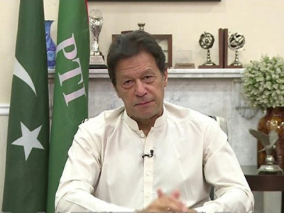 why imran khan s hardtalk interview would make every pakistani cringe