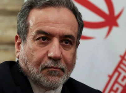 iran fmto hold paris talks