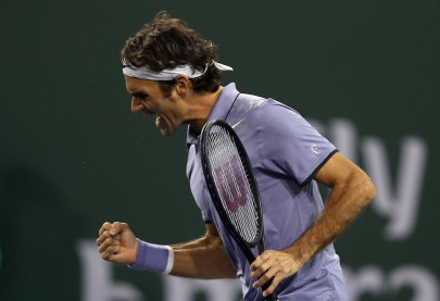 federer on track for indian wells title