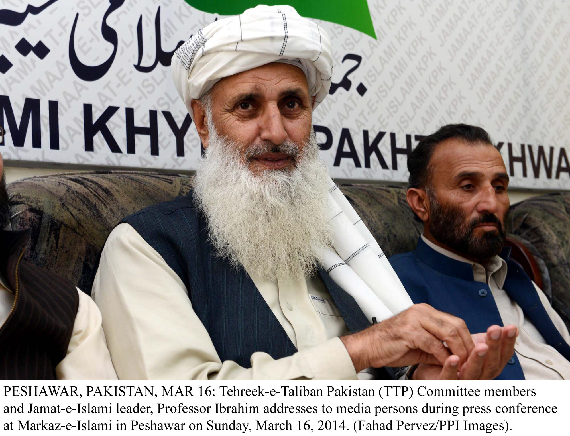 professor ibrahim l addresses the media during a press conference in peshawar on sunday photo ppi