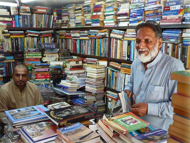 rescuing the dying reading culture of pakistan