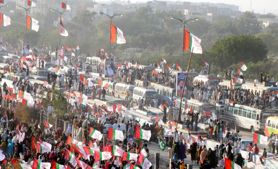 mqm p demands hyd mayor s removal over dengue spread mqm p demands hyd mayor s removal over dengue spread