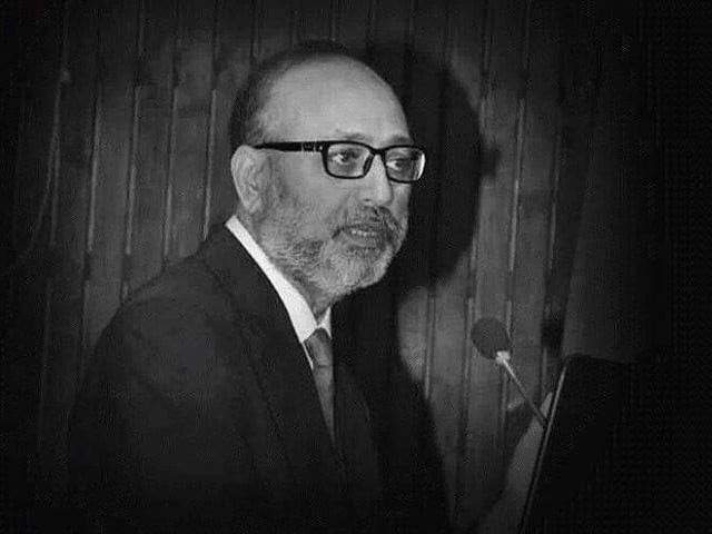 one month on police unable to identify killers of prof dr javed kazi photo i love kmdc facebook page one month on police unable to identify killers of prof dr javed kazi photo i love kmdc facebook page